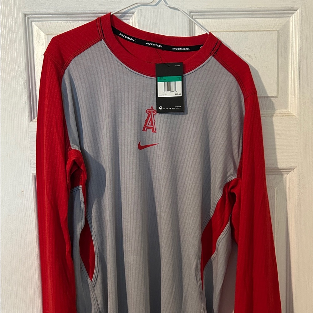 Nike Men's Red and Gray Long Sleeve Tee